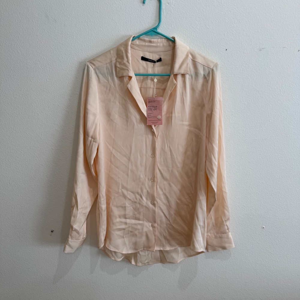 Quince Womens Silk Spandex Button Down Blouse Peach Pink Long Sleeve Size M NEW